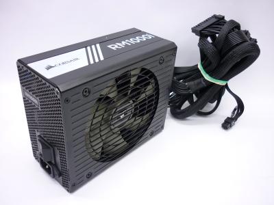 Блок питания Corsair RM1000i 1000 Вт Act PFC, 80 Plus Gold, КПД 92%, ATX 12V Ver. 2.4, EPS 12V V2.92, 24 pin, 4+4 pin CPU, 4x SATA, 4x 6/8-pin, 135mm fan, отстегивающиеся кабели