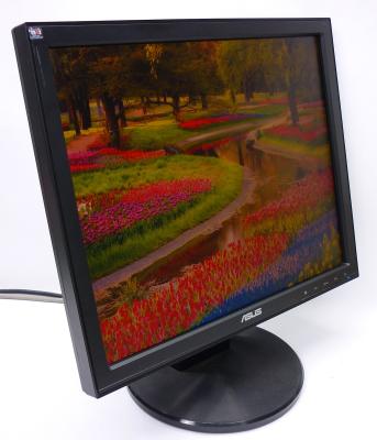 Монитор 17" ASUS VB175T 1280x1024 (5:4), TN, 250 кд/м2, 50000:1, 5 мс, 160°/160, VGA, DVI, колонки