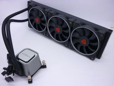 Система жидкостного охлаждения DEEPCOOL LS720  3 секции 120x120мм, отводит 250Вт, 900-2000rpm, 3pin+4pin+sata, крепление только для Intel 115x/1200/1700