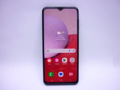 Смартфон Samsung Galaxy A13 3/32 Android 14 (OneUI 6.1), 8 ядер 2.0GHz, 3GB RAM, 2x nanoSIM + mSD, 6.6" PLS 1080x2408px, 32GB, 4G LTE, WF5, BT5, NFC, GPS, FM, 50+5+2+2MPx, сканер отпечатка под экраном, USB-C, BOX
