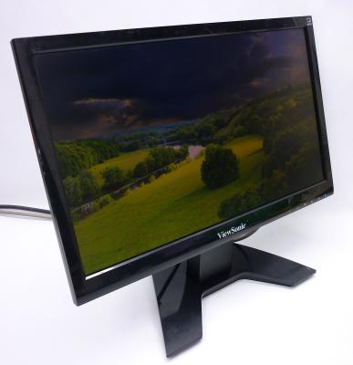 Монитор 18.5" Viewsonic VA1911a-LED царапины 1366x768 (16:9), TN, WLED, 200 кд/м2, 700:1, 5 мс, 90°/65°, VGA, царапины на матрице